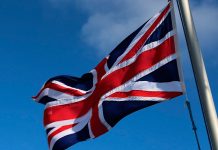 Три британских офшора решили передавать ФНС данные об активах россиян, хотя РФ исключила их из списка партнеров