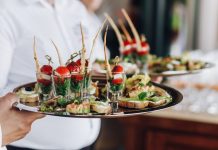 Кейтеринг в Москве: особенности и преимущества