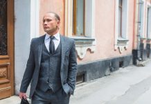 Классический костюм в Санкт-Петербурге: стиль и элегантность