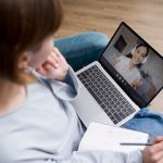 Онлайн-консультации с психологами: Как это работает и зачем нужно?