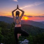 Правильная осанка: мифы и реальность. Что на самом деле важно для лечения спины