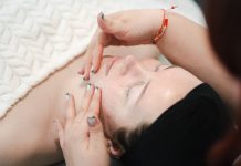 Купить профессиональную косметику и сыворотку для мезотерапии у дистрибьютора косметологических препаратов: почему это важно?