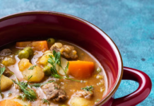 Жаркое в горшочках: уютное объятие вкусов в глиняном домике