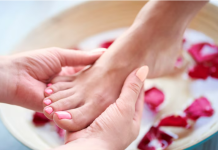 Профессиональная подокосметика: незаменимый инструмент для подологов и мастеров педикюра