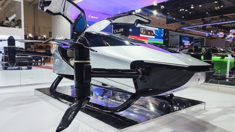 Министр транспорта России выразил сомнения в безопасности беспилотного аэротакси