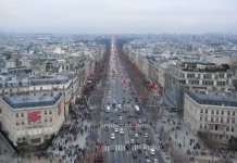 Новогодний концерт на Елисейских полях отменили из-за проблем с безопасностью